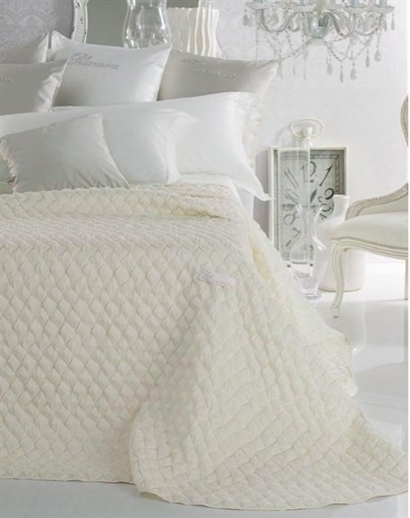 Bedspread Blumarine bedspread Rilievo Liscio beig - photo 10370