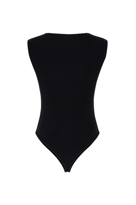 Body with shoulder pads - photo 11042