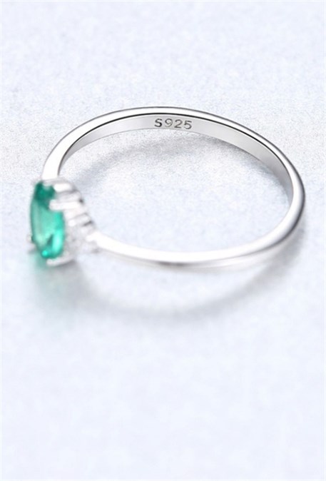 Rainbow ring with green crystal - photo 12228