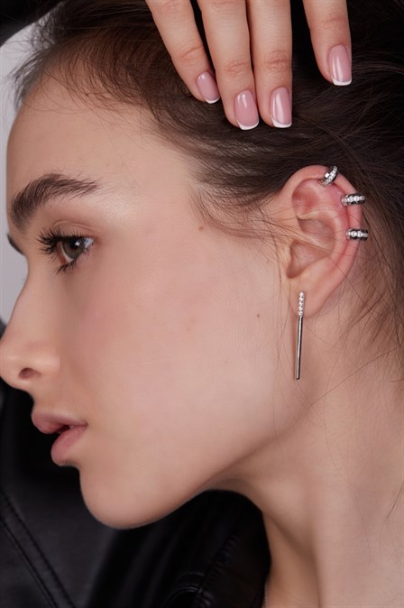 Cuff earring with a path of stones - photo 12257