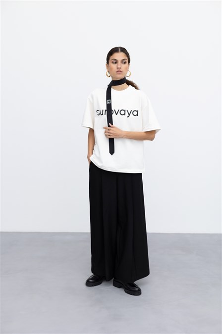 T-shirt - photo 16180