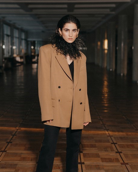 Jacket Over Camel - photo 23627