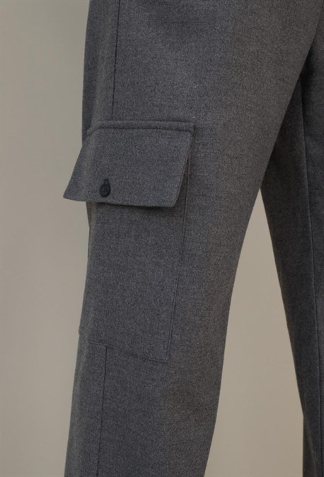 Trousers - photo 25827