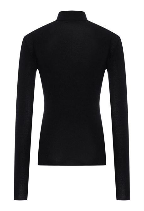 Turtleneck all night long - photo 26530