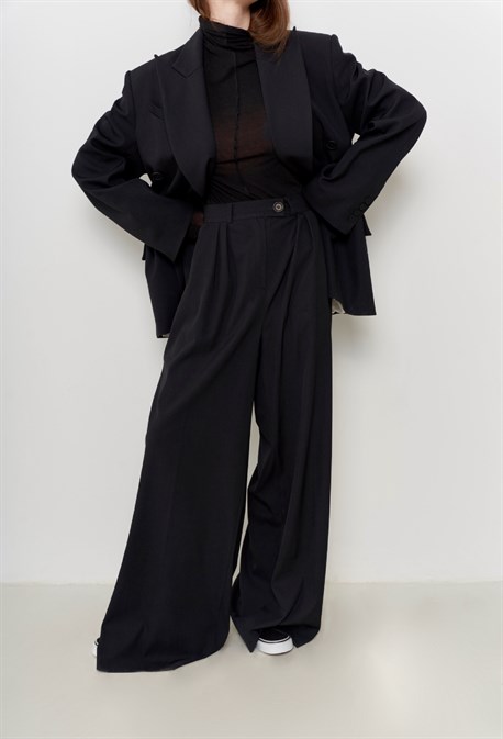 Trousers dark drama - photo 26570