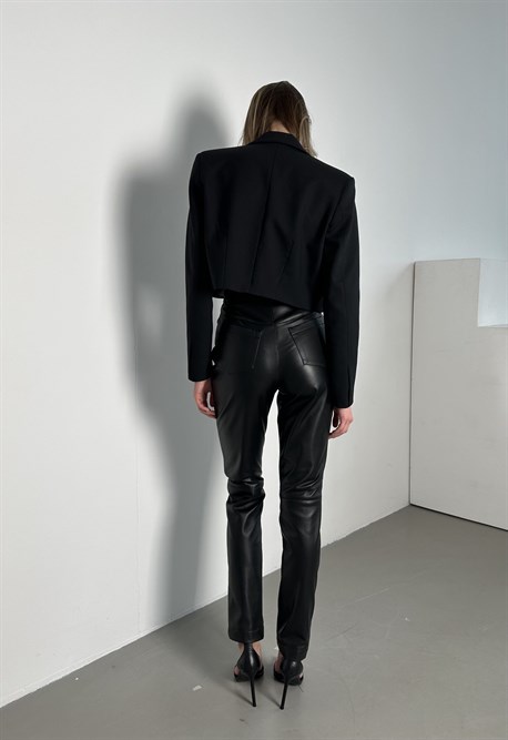 Leather trousers - photo 28934