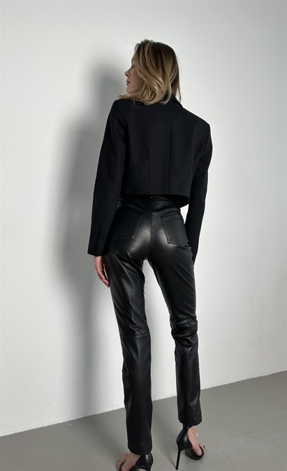 Leather trousers - photo 28935