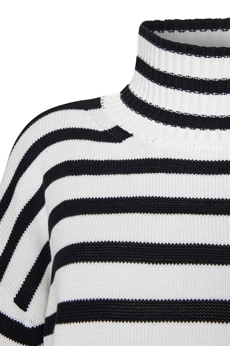 Sweater Julie - photo 30353