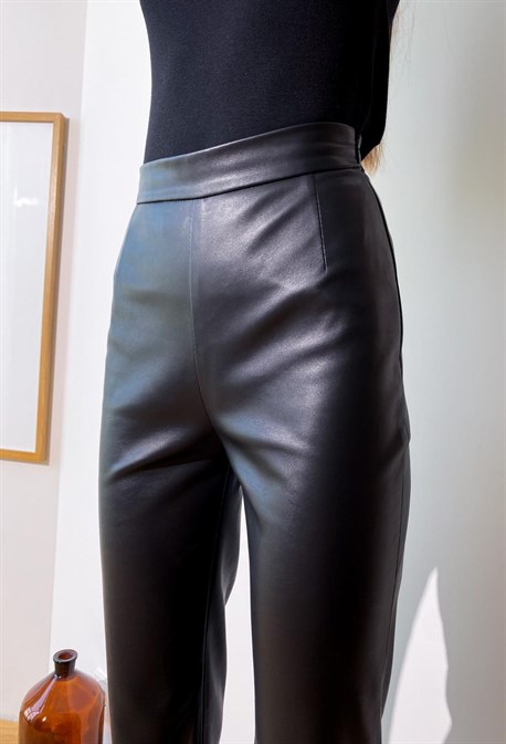 Trousers - photo 30801