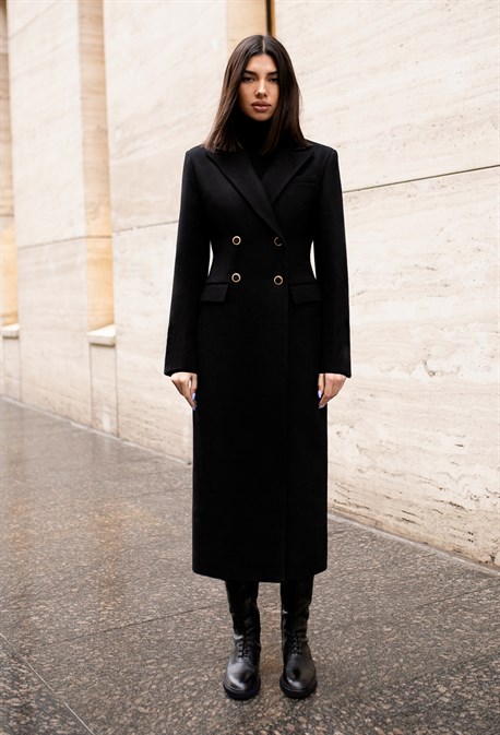 Women's black fitted coat - photo 31773