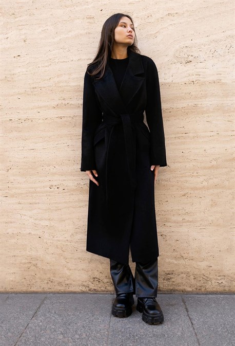 Women's Black Oversize Coat - photo 31812