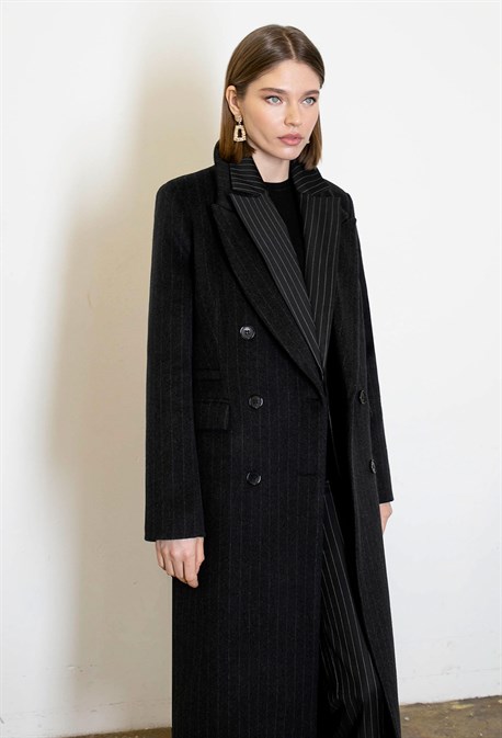 Women's gray striped coat - photo 31817