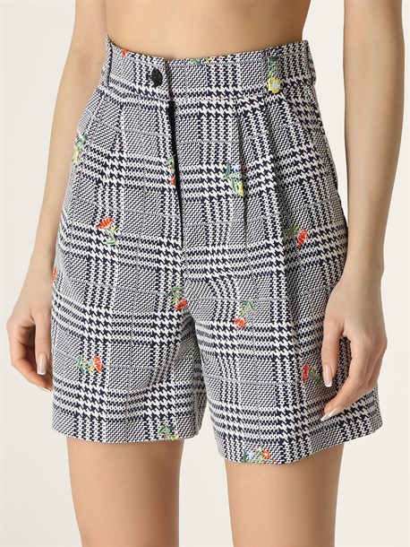 Shorts - photo 32856