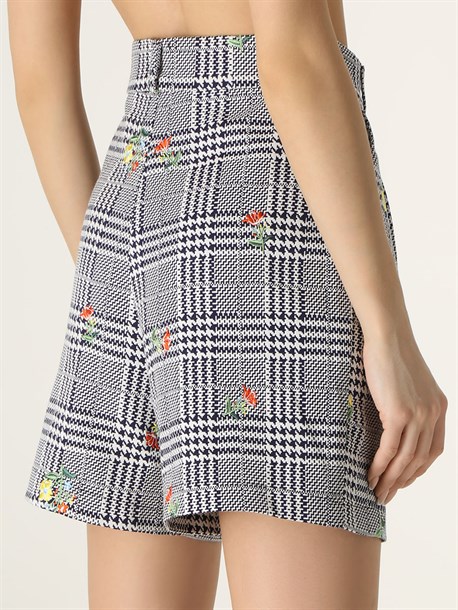 Shorts - photo 32857