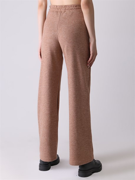 Knitted suit - photo 33011