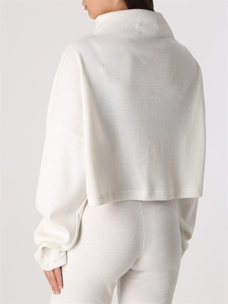 Knitted suit - photo 33057