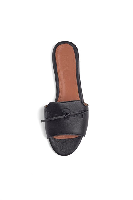 Beach shoes - photo 33565