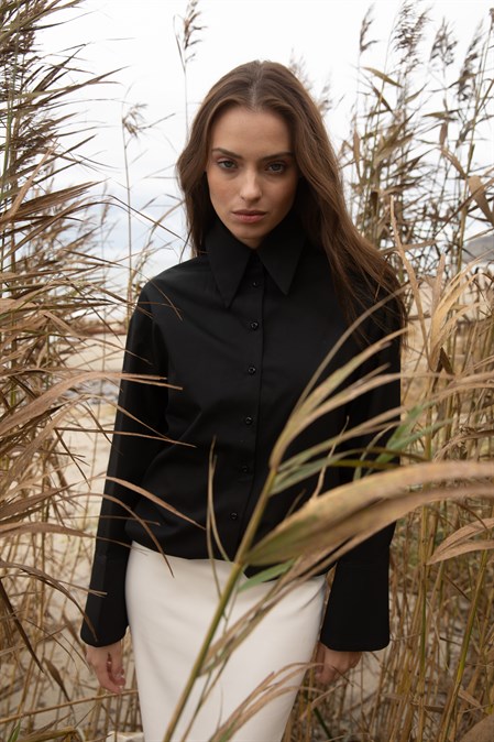 Shirt with cuffs - photo 33784