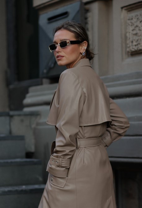 Trenchcoat - photo 33809