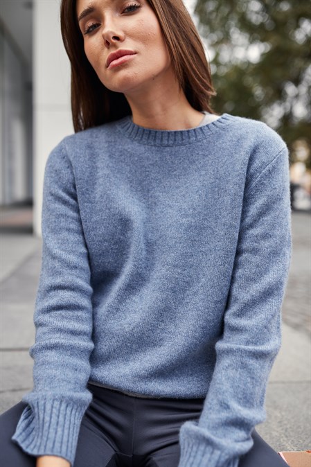 Sweater - photo 36018