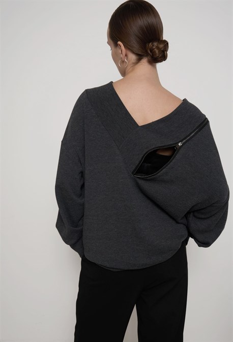 Sweater - photo 36261