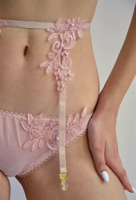 Real Pearl Stocking Belt - photo 36519