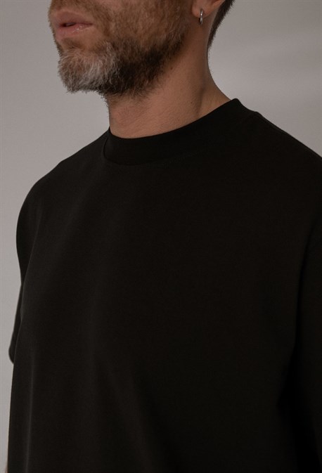 T-shirt - photo 36873