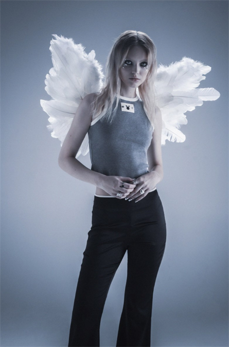 T-shirt - photo 39037