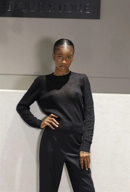 Sweater - photo 39185