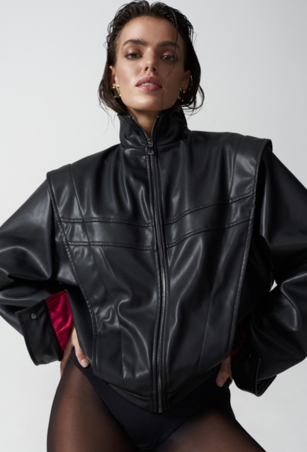 Bomber - photo 42873