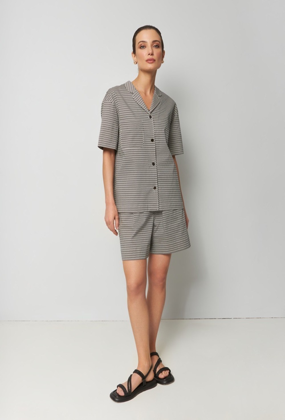 Shorts - photo 43604