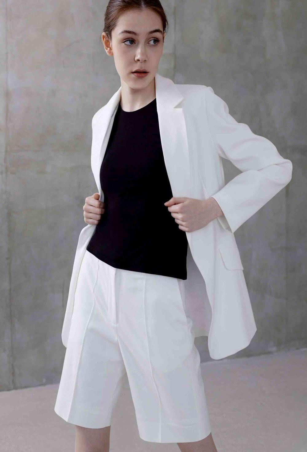 TOTAL WHITE Shorts - photo 43634