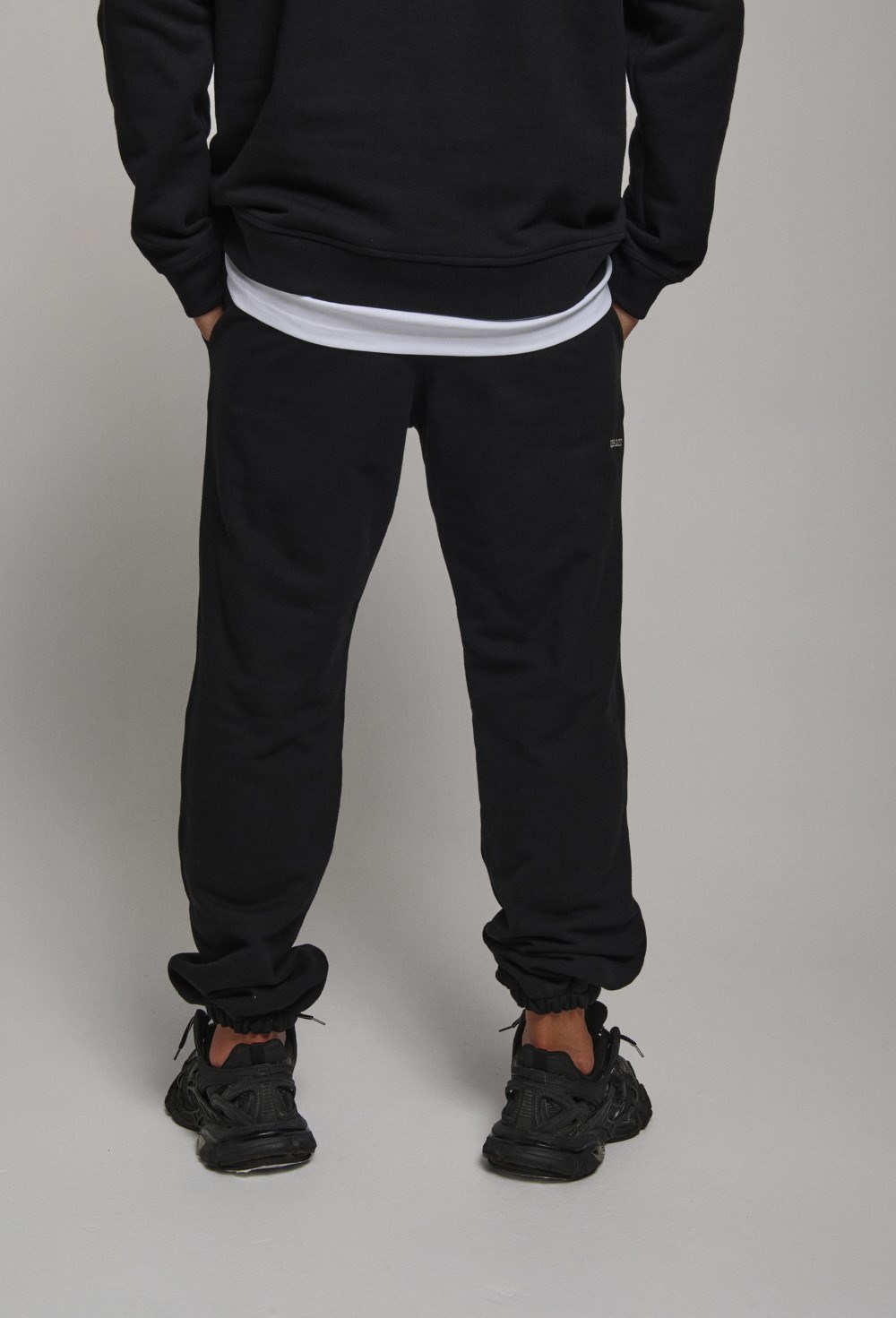 Trousers - photo 44079