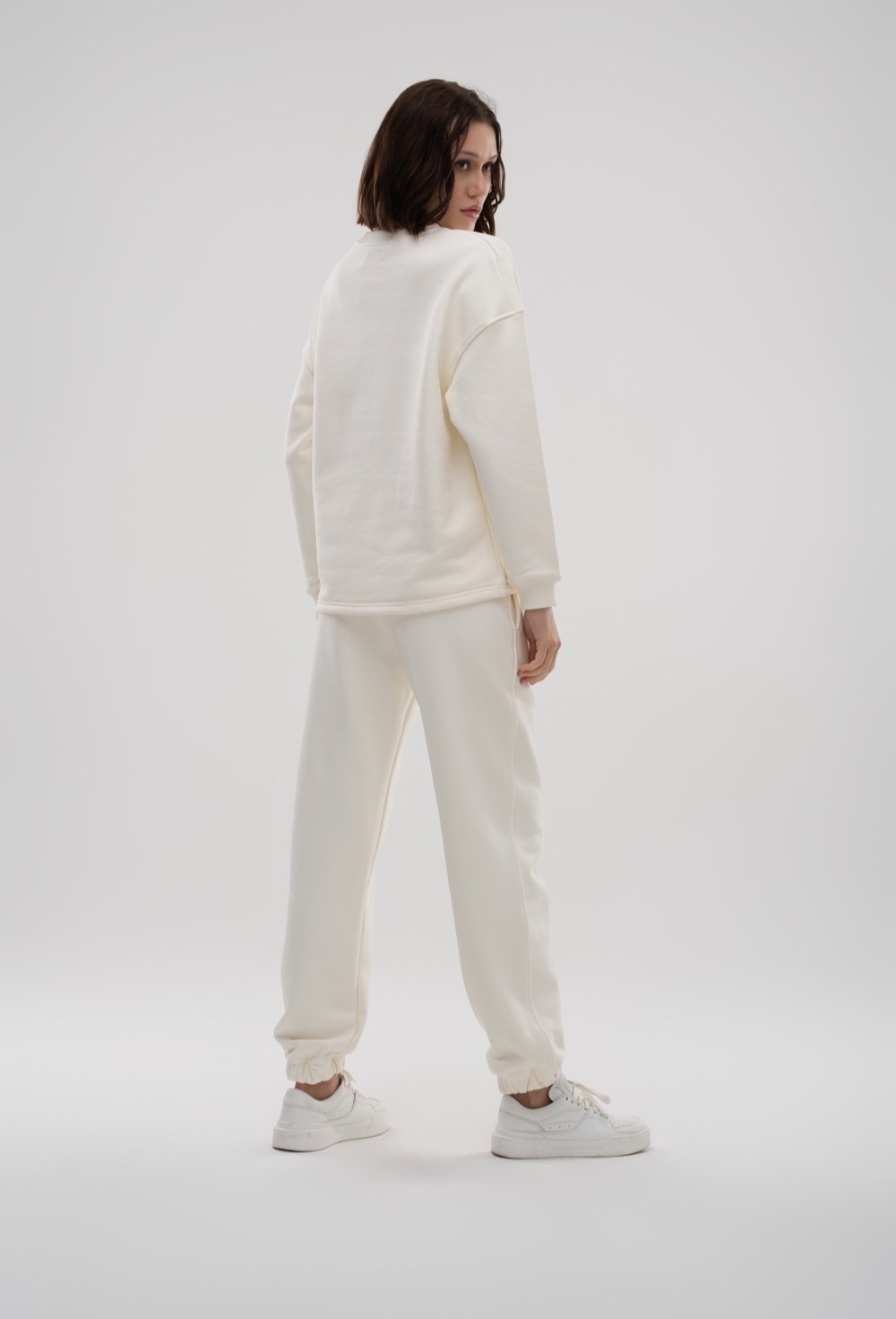 Sweatshirt - photo 44910