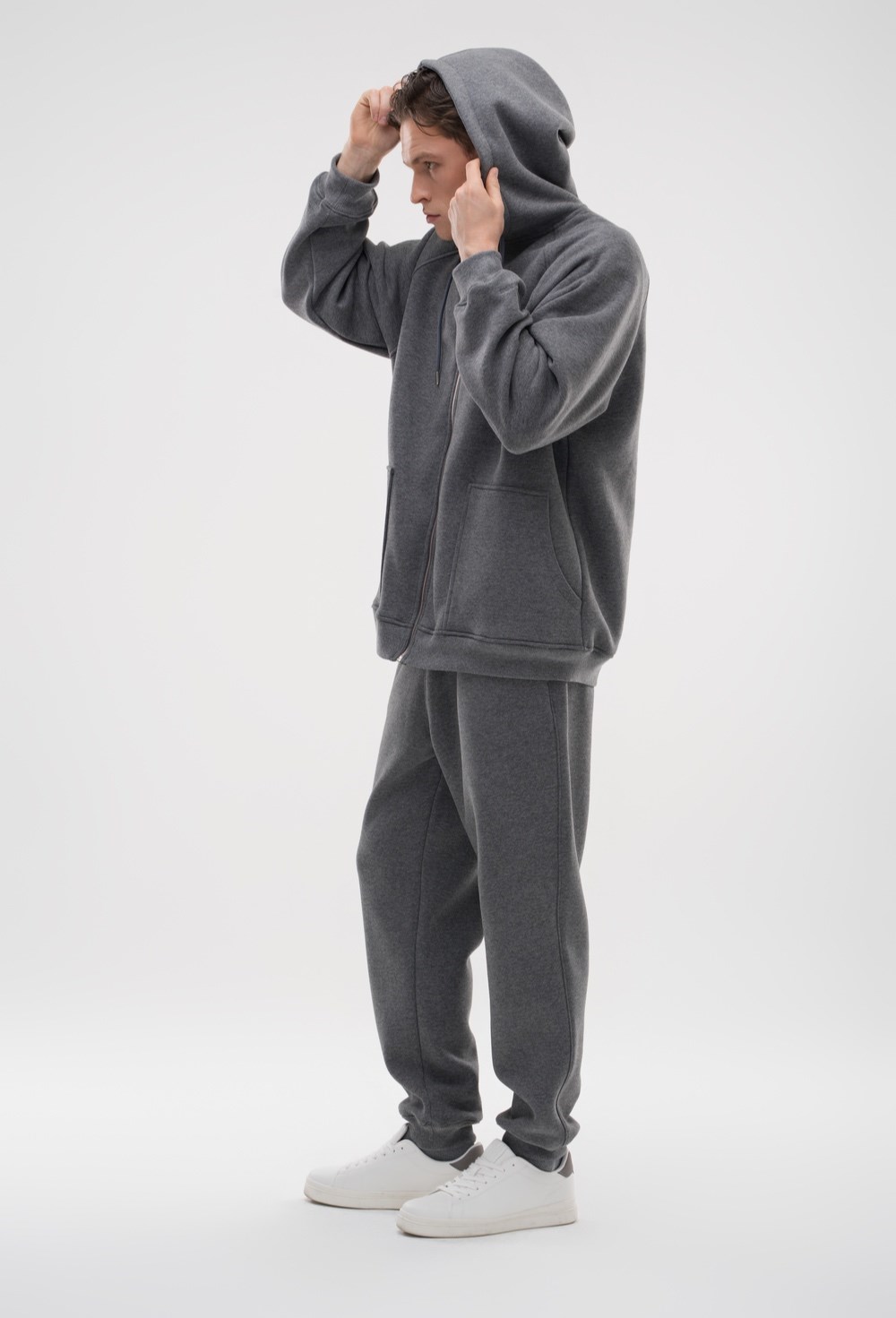 Sport suit - photo 44928