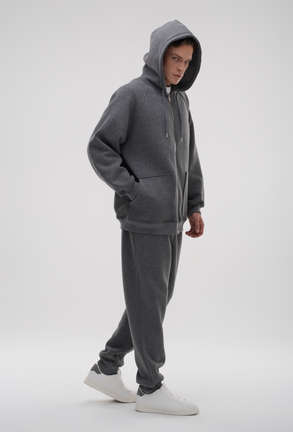 Sport suit - photo 44929