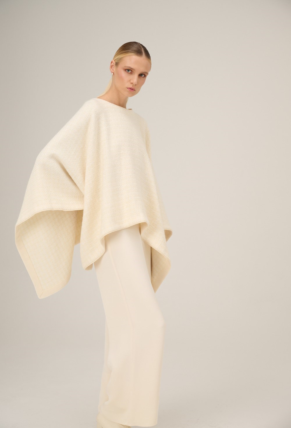 poncho - photo 47109