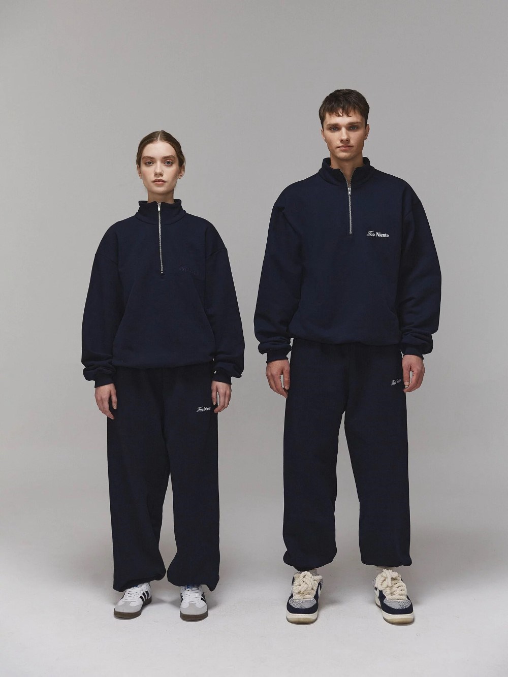 Joggers - photo 47733