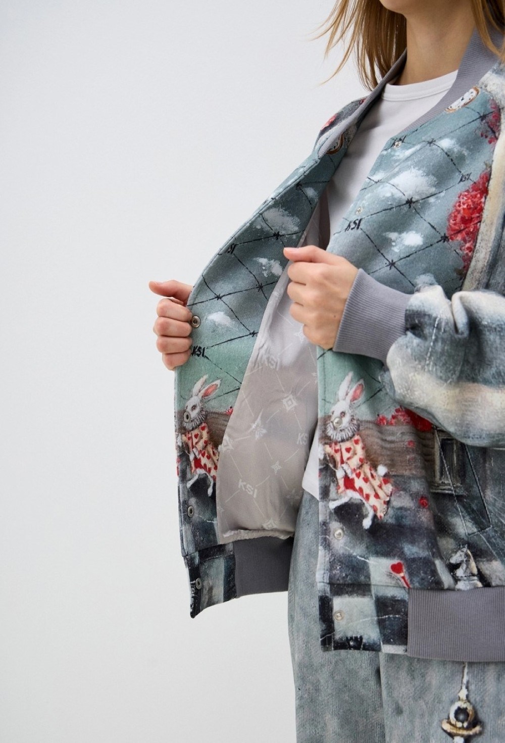 Bomber - photo 49660