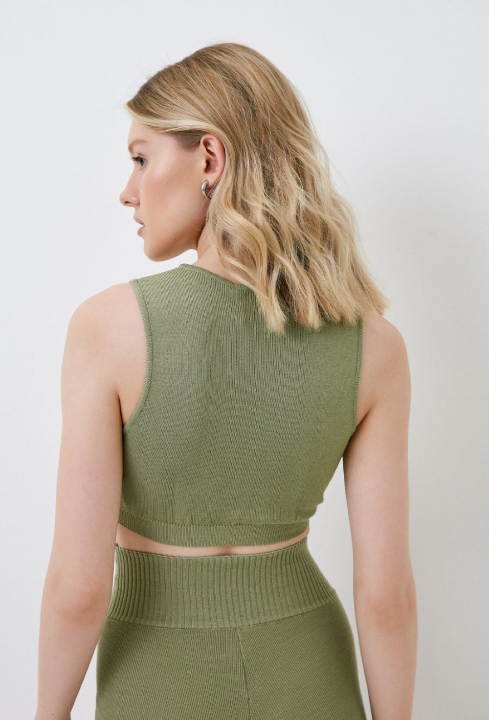 T-shirt top - photo 49824