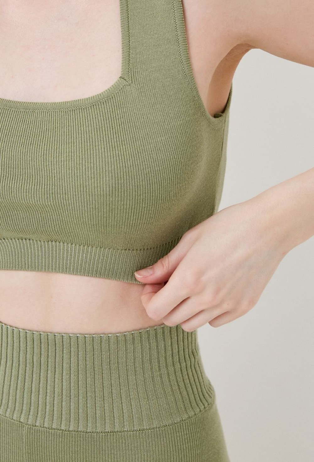 T-shirt top - photo 49825