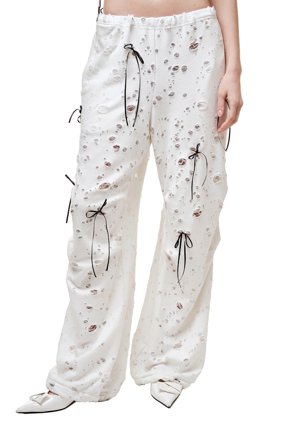 Sweatpants hole punch - photo 50468