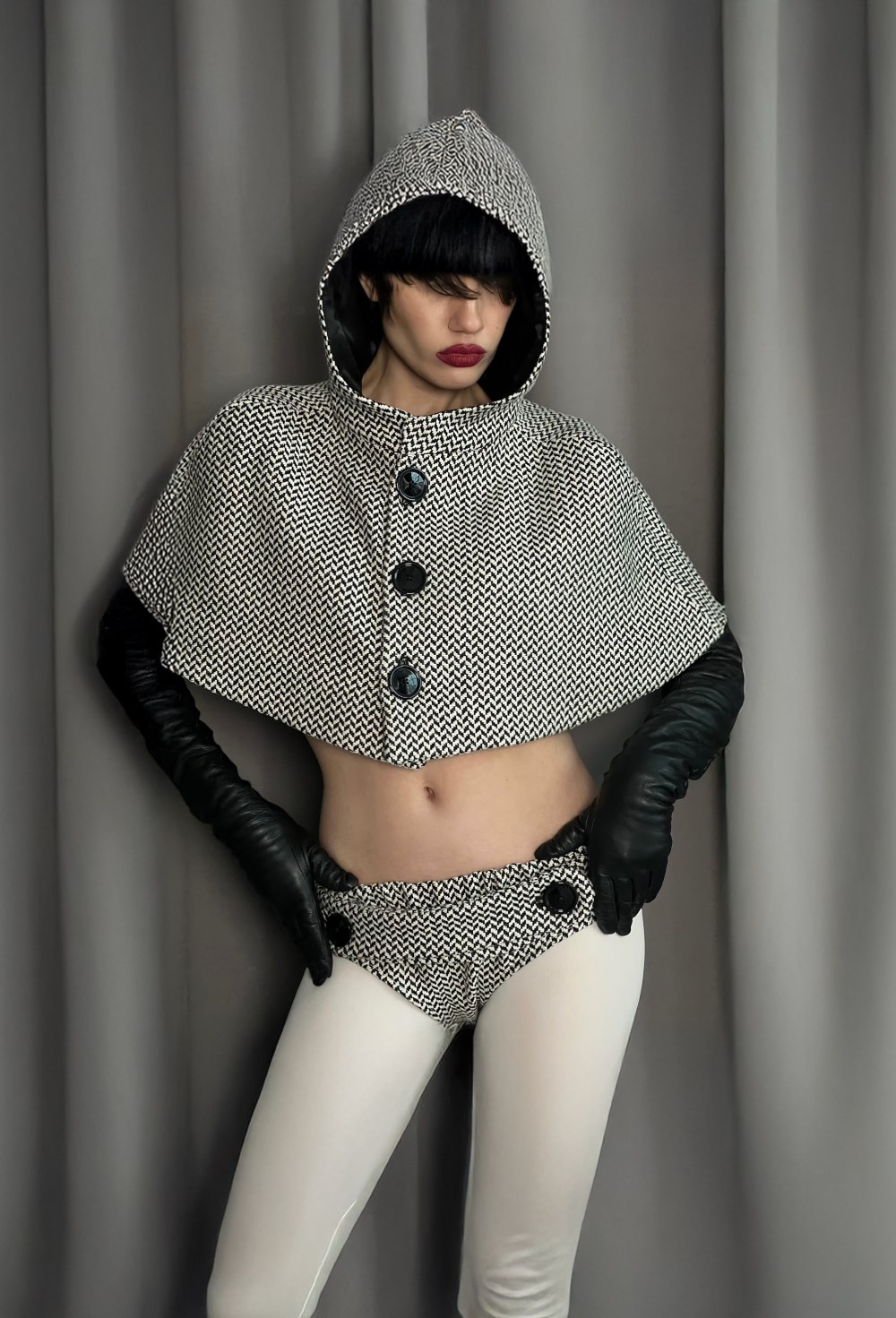 Audrey Cape - photo 50564