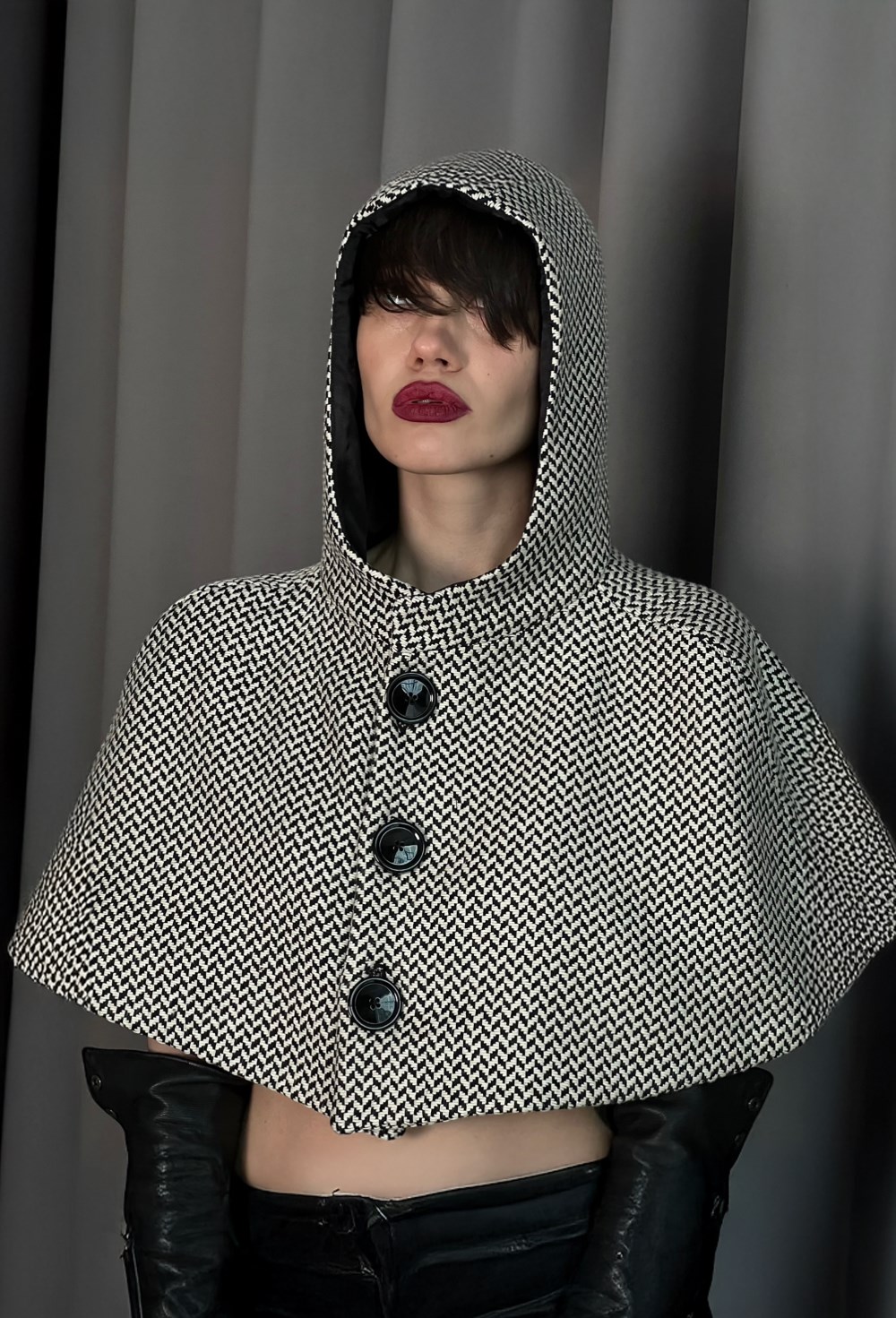 Audrey Cape - photo 50565