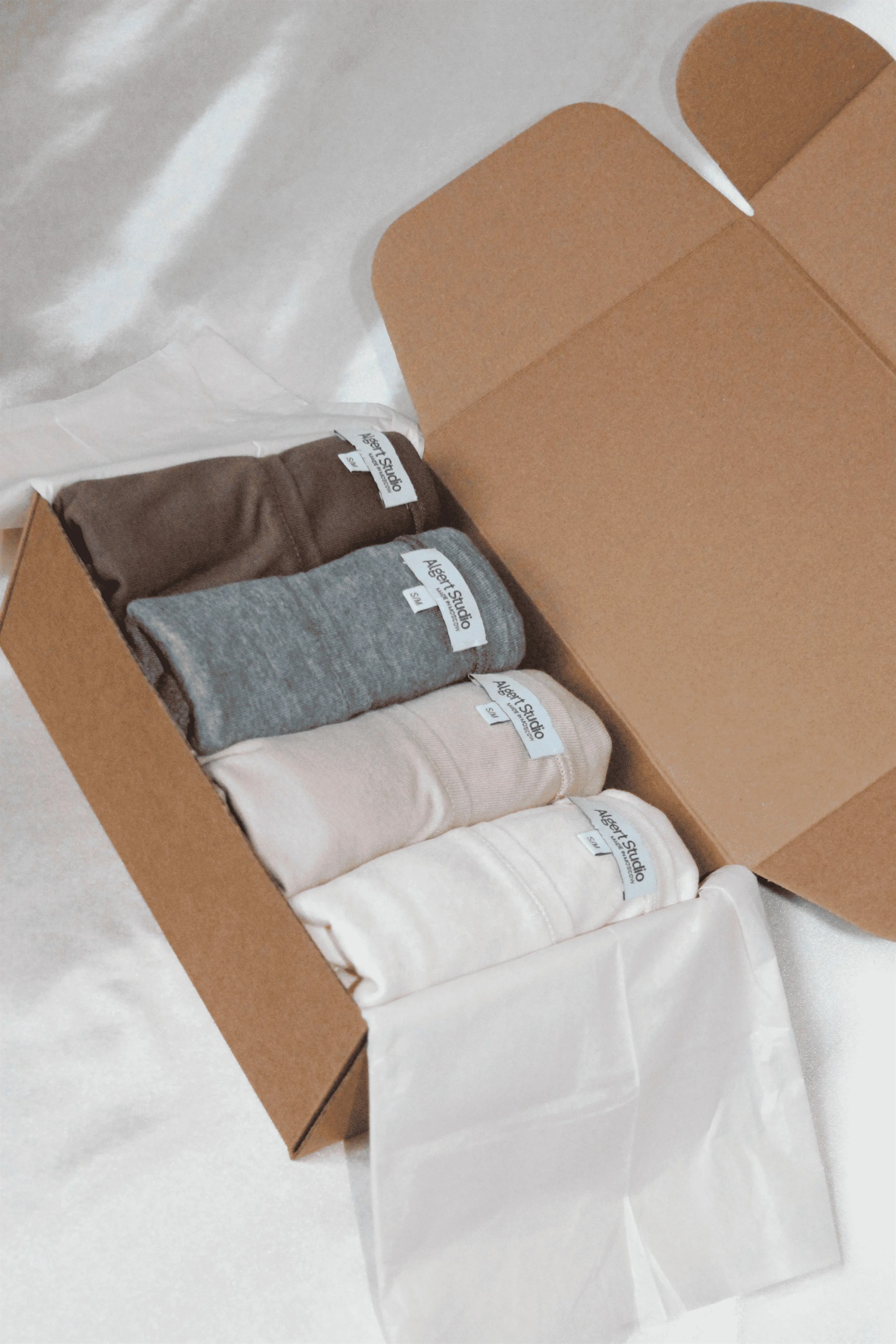 Gift box with longsleeves 4 pcs - photo 55318