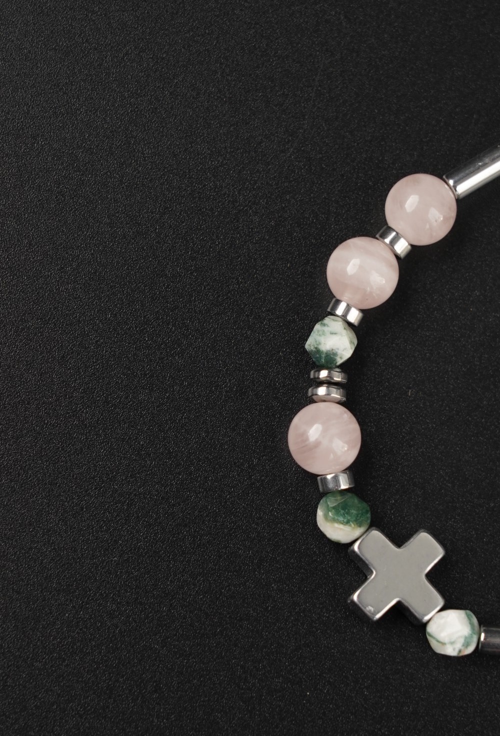 Pink Moss Bracelet - photo 55367