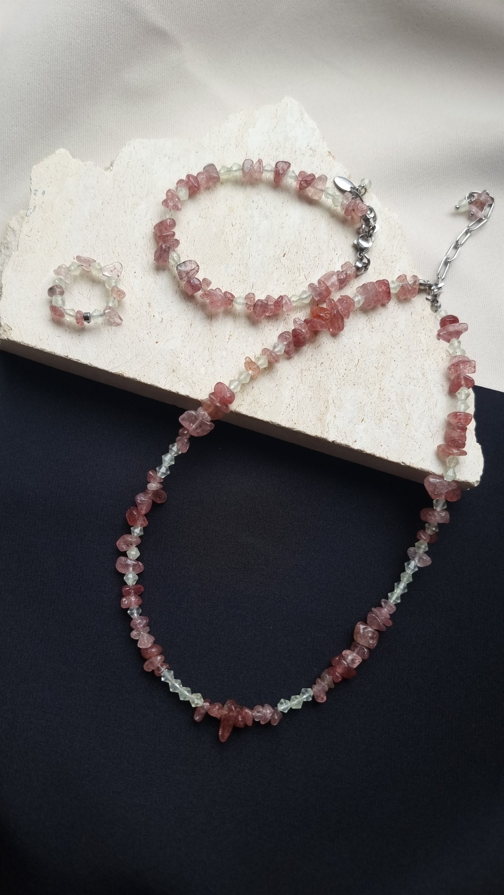 Strawberry Necklace - photo 55373