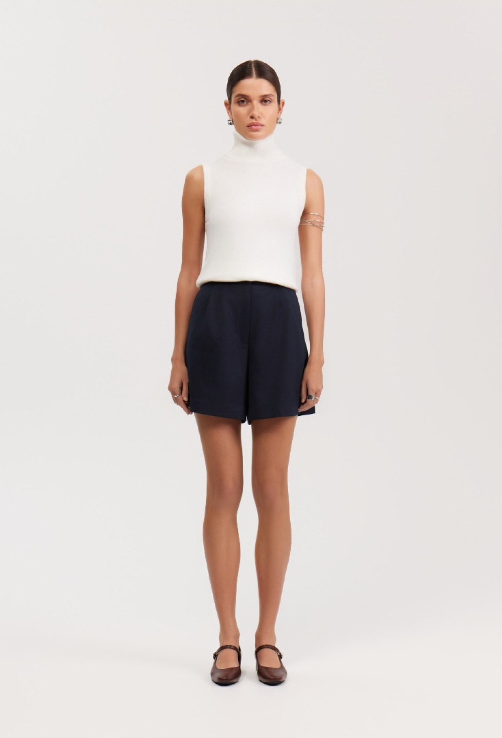 MIRA Shorts - photo 56165