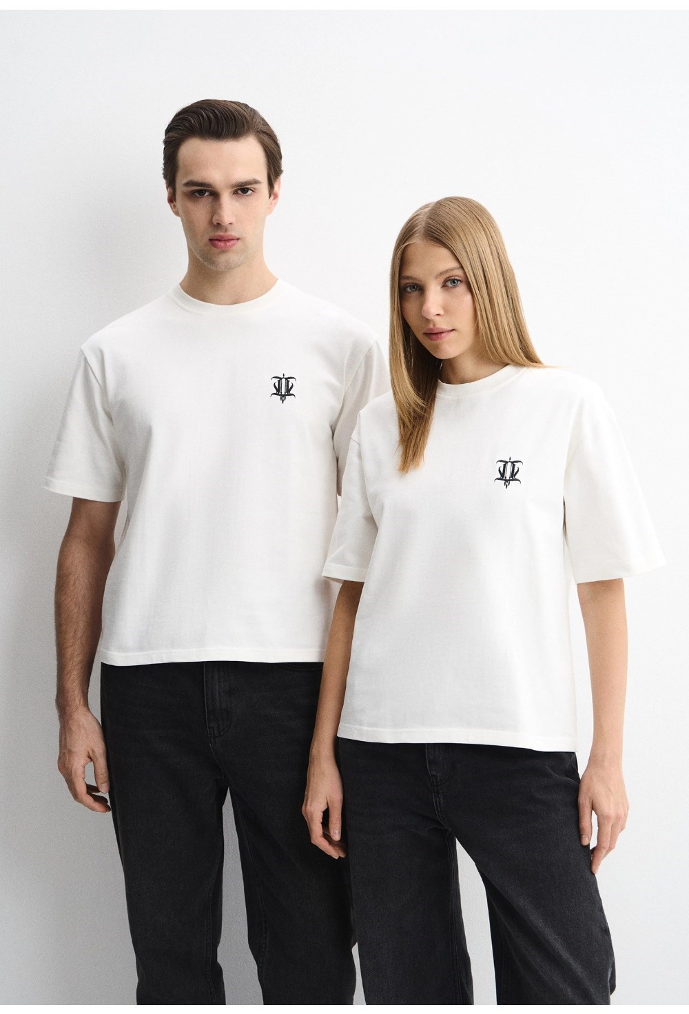 T-shirt logo - photo 57822
