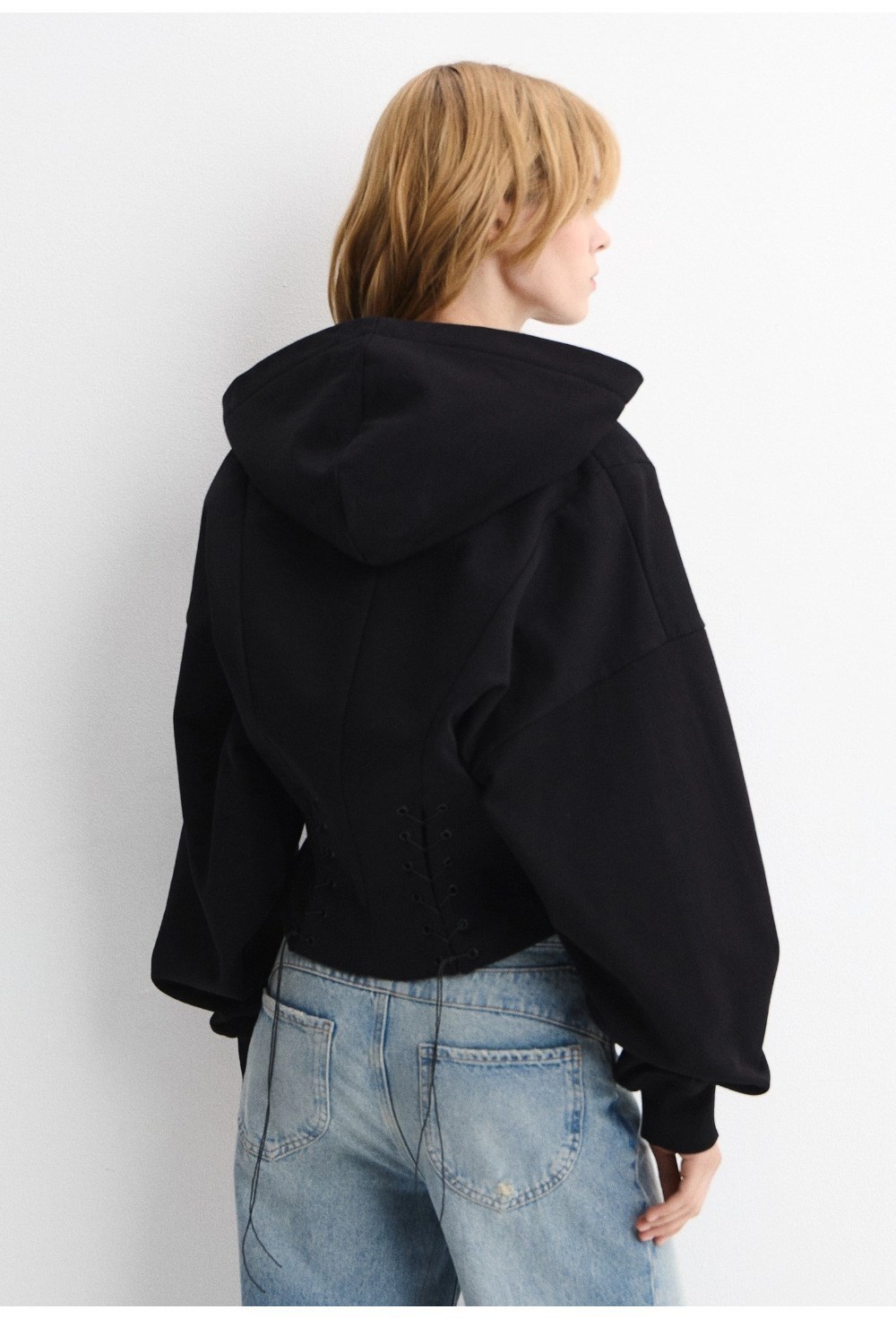Hoodie with eyelets - photo 57907